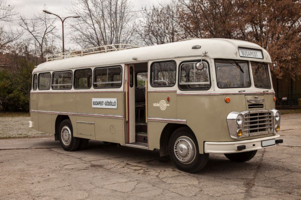 Az MMKM Ikarus 311-es autóbusza