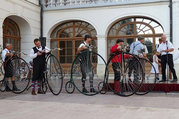 The bicycle exhibition of the Museum of Transport moves to Vásárosnamény
